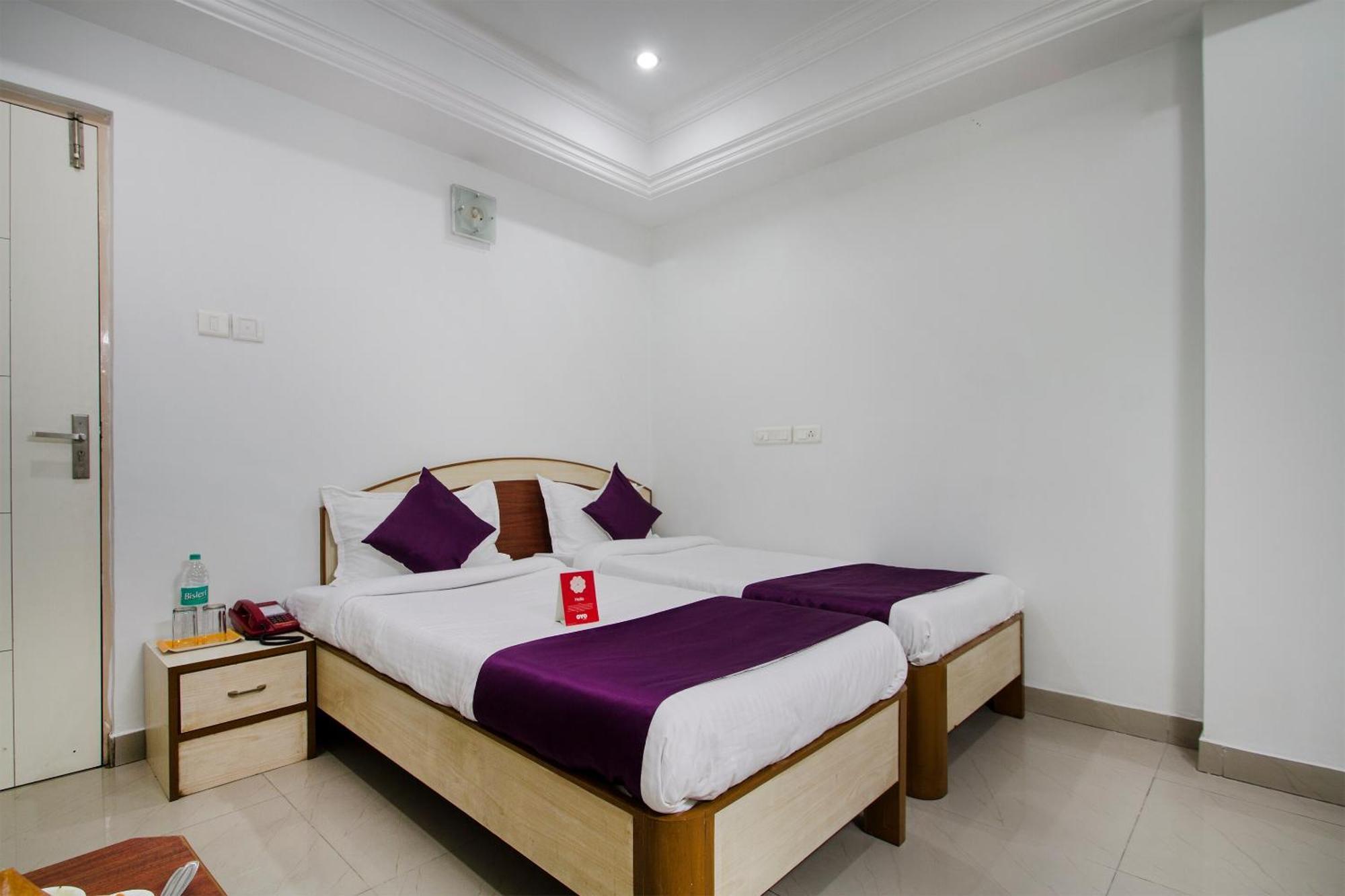 Hotel O Surya Residency Hyderabad Eksteriør billede