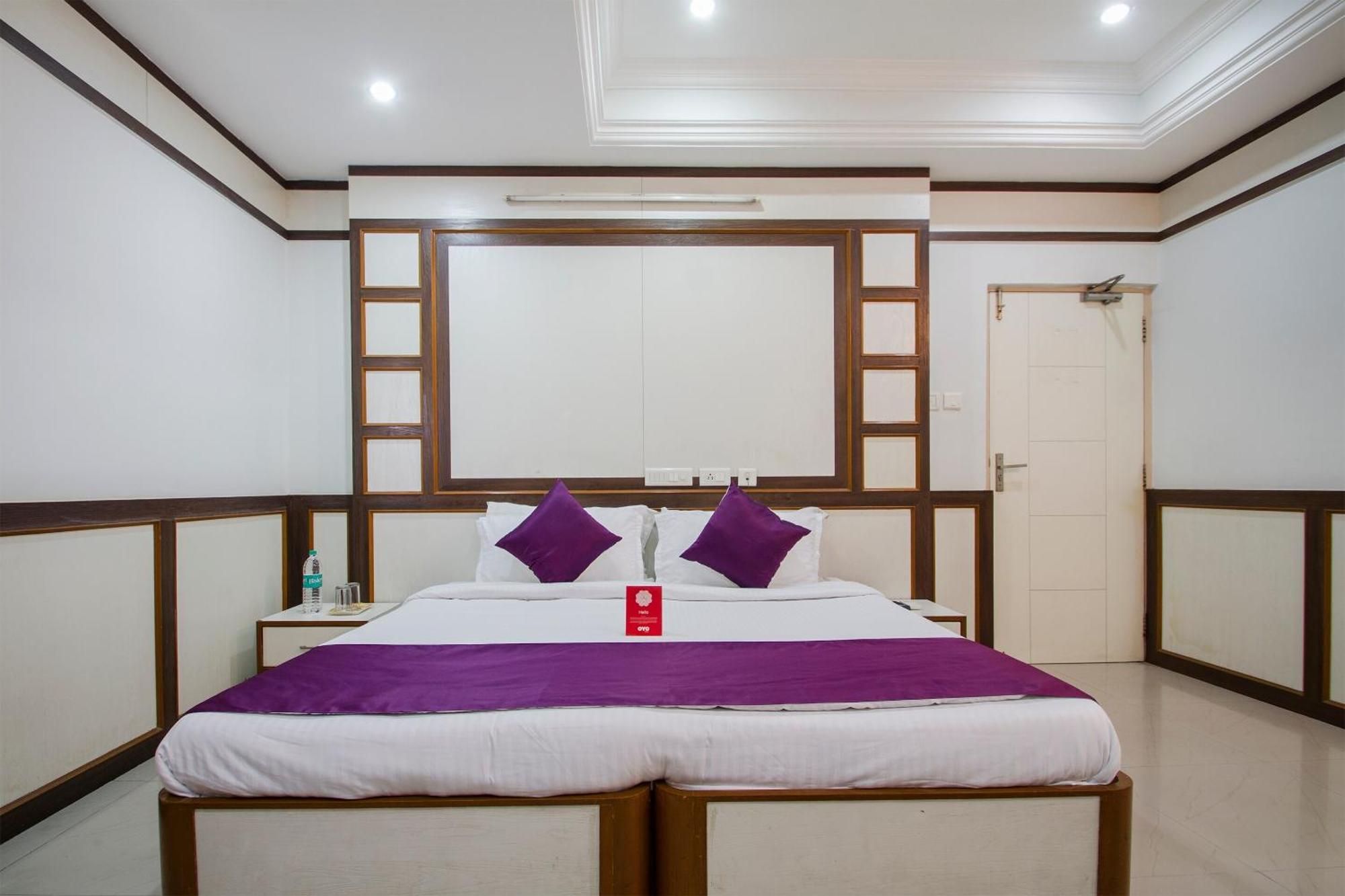 Hotel O Surya Residency Hyderabad Eksteriør billede