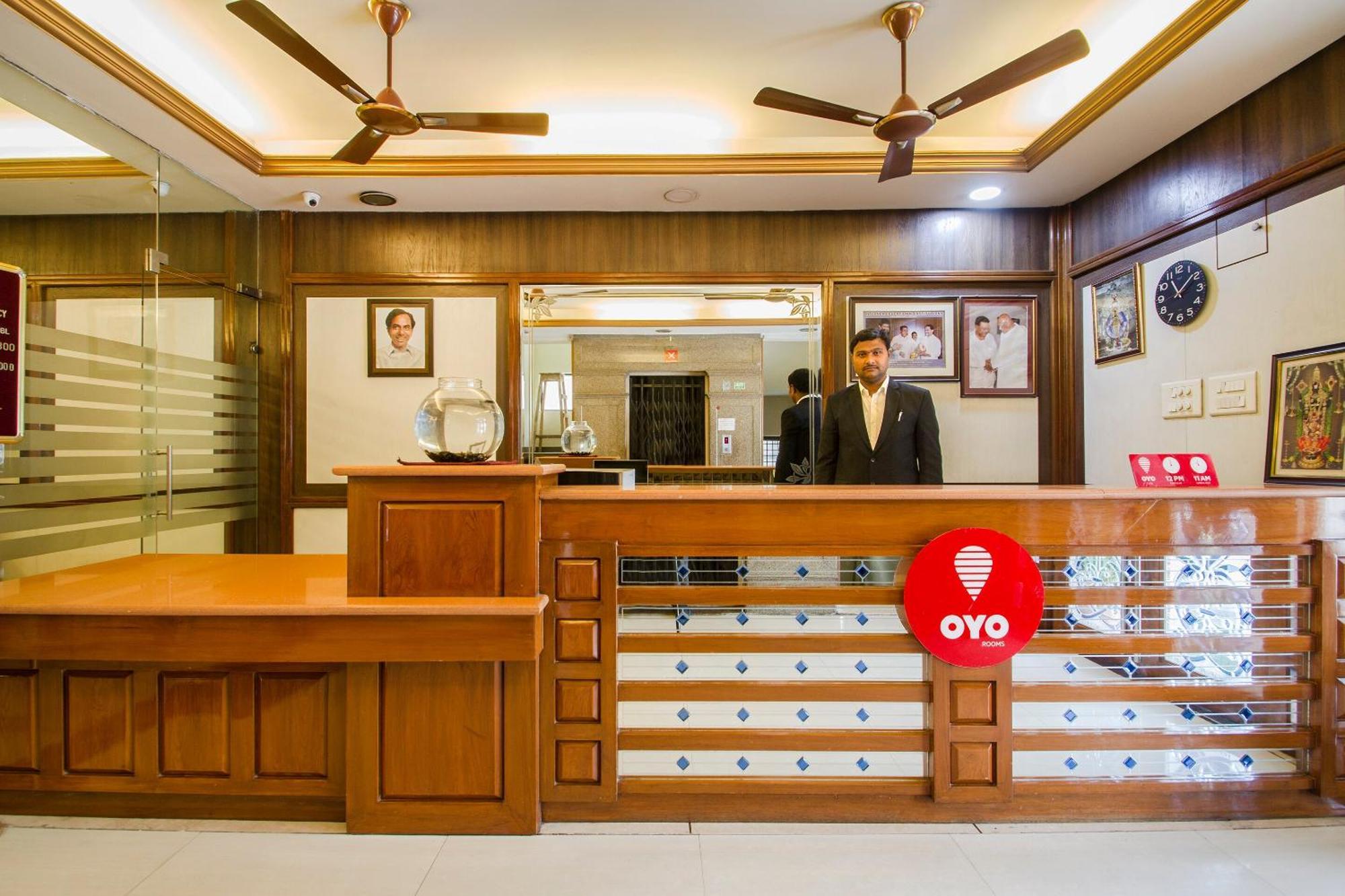 Hotel O Surya Residency Hyderabad Eksteriør billede