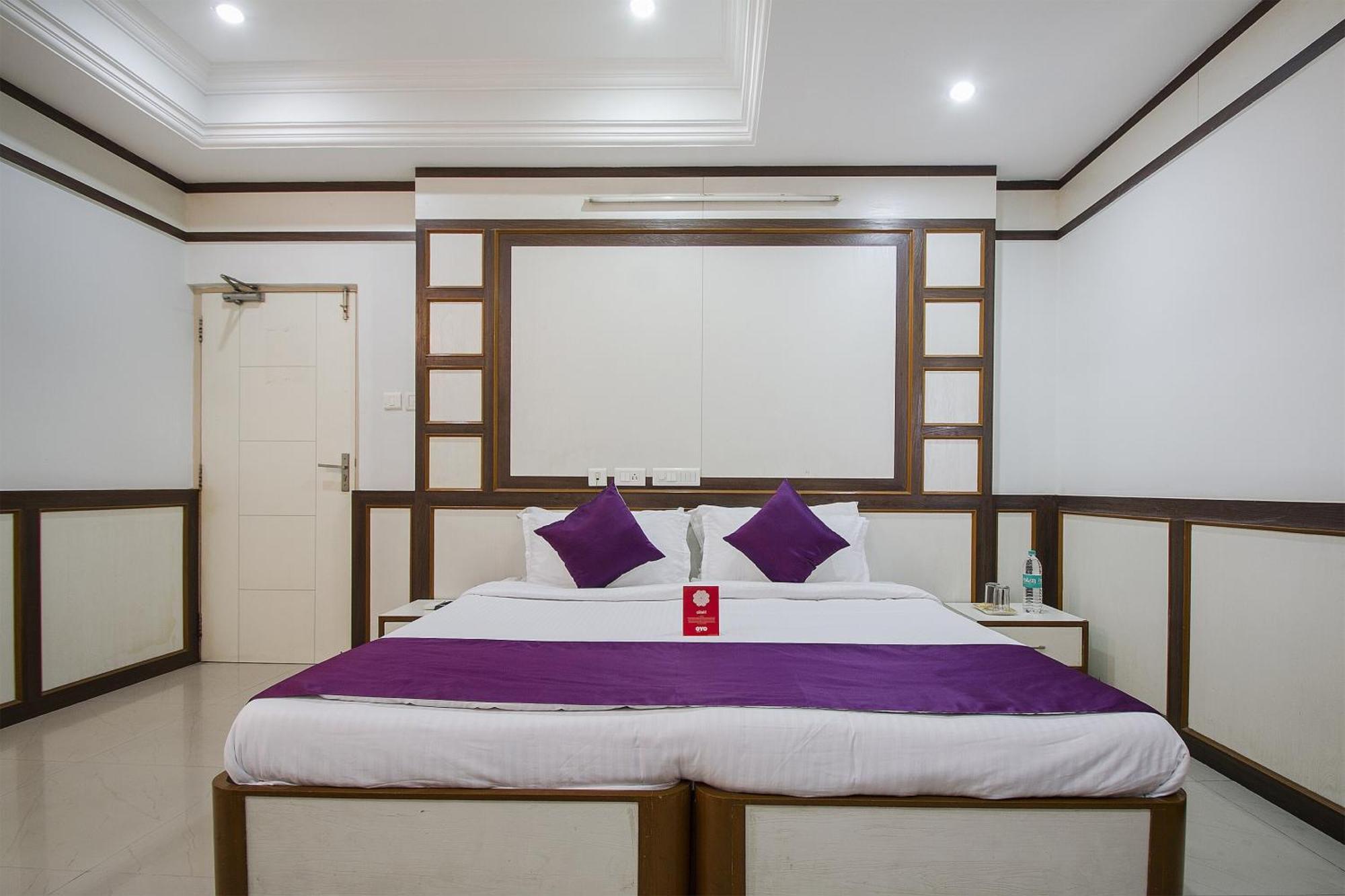 Hotel O Surya Residency Hyderabad Eksteriør billede
